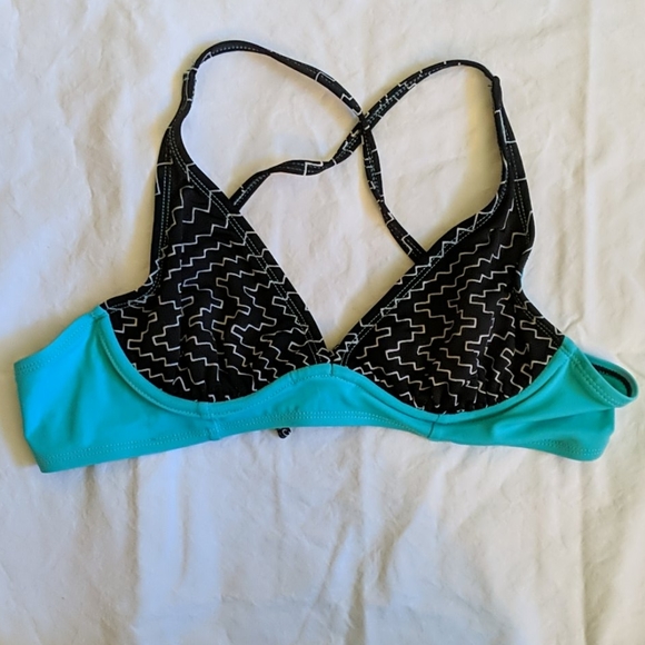 Blue and Black Underwire Bikini Top - Picture 1 of 2